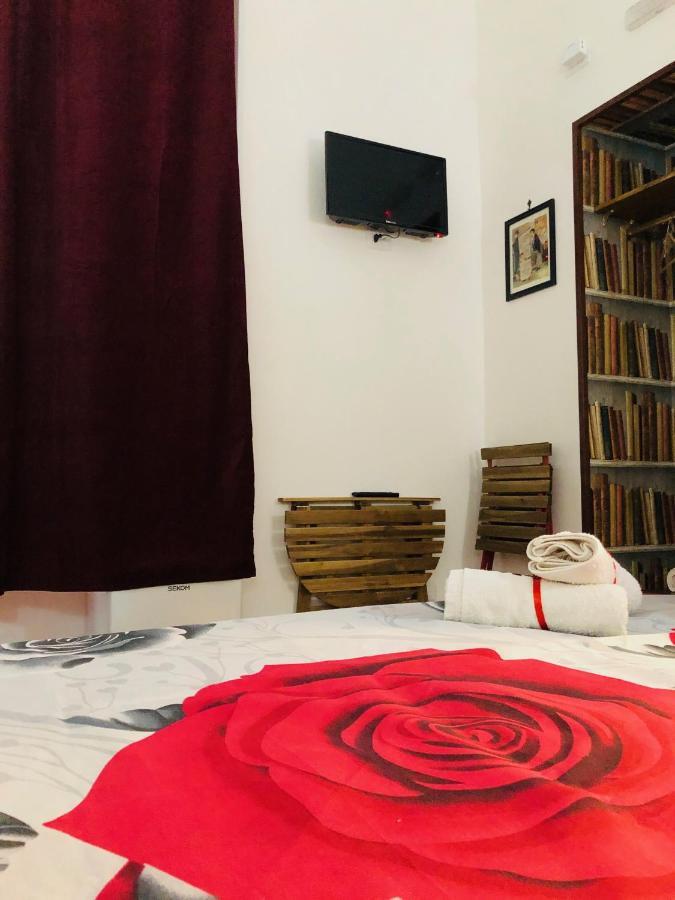 A Casa Di Claudia Appartement Naples